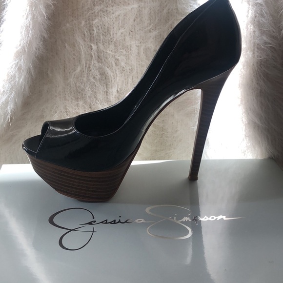 Jessica Simpson Heels patent leather - Picture 2 of 5